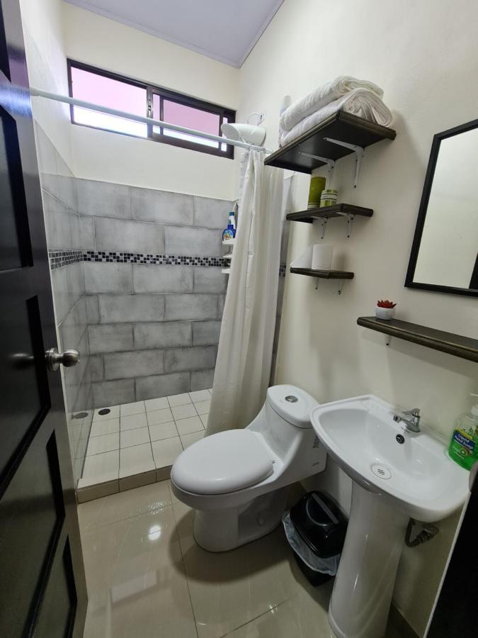 Apartamentos Ave Del Paraiso Alajuela Kültér fotó